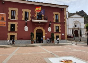 Redován presenta un proyecto ante la Comisión Europea para inclusión social de la juventud