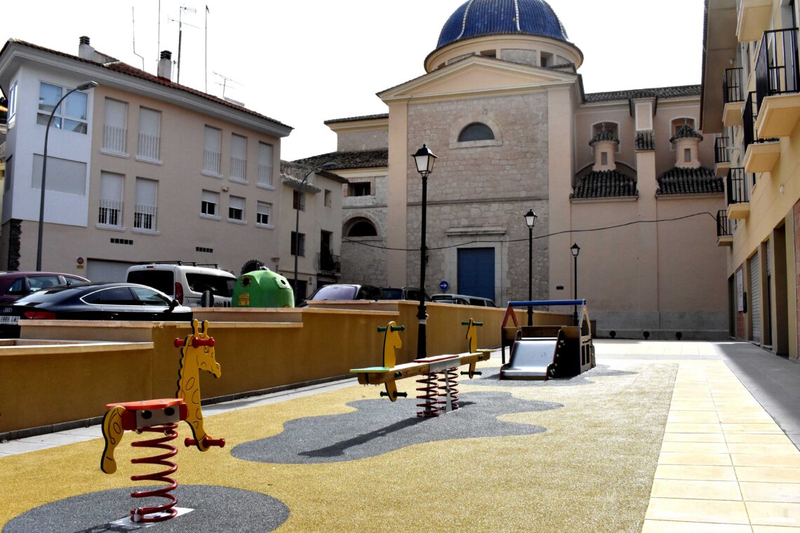 renovacion-juegos-infantiles-petrer-2