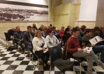 reunion-con-vecinos-para-explicar-los-presupuestos-diciembre-2018