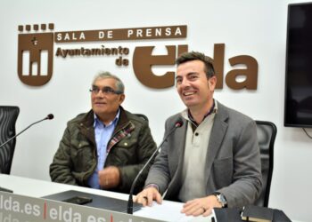 reuniones-mantenimiento-con-vecinos-elda-fernando-gomez-concejal-limpieza