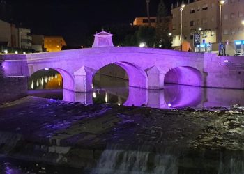 Rojales se viste de violeta