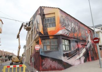 Rojales inicia un plan de actuación para embellecer fachadas con motivos históricos