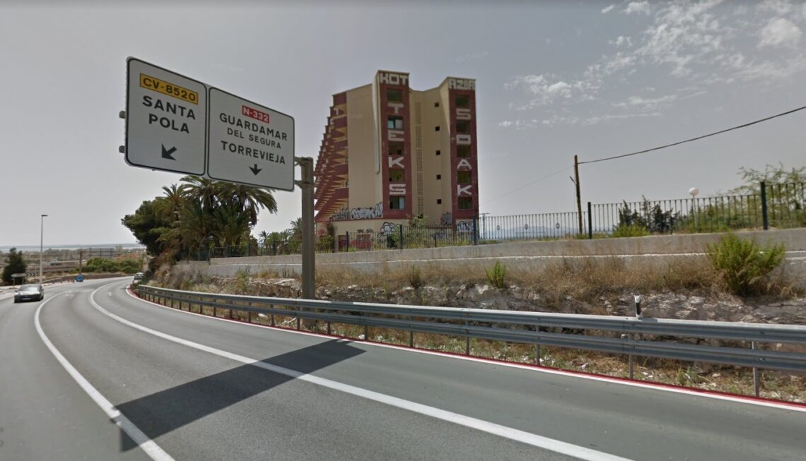 santa-pola-fachada-hotel-jm-abril-2019