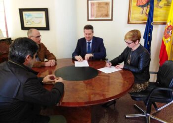 santa-pola-firma-obra-colector-marzo-2019