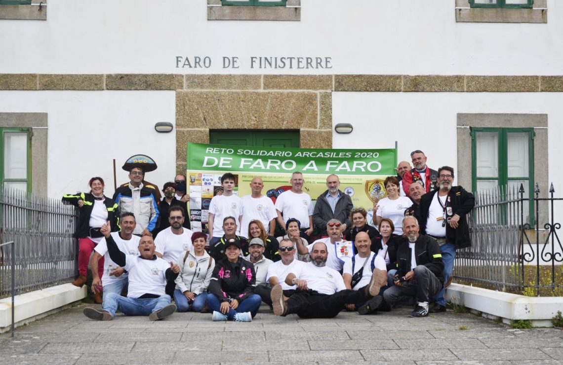 Del Faro de Santa Pola al Faro de Finisterre en un día