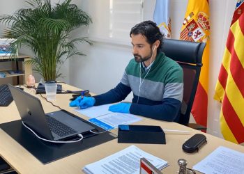 torrevieja-alcalde-reunion-videoconferencia-sector-productivos-abril-2020