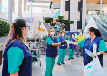 Los comercios de Habaneras retoman de nuevo su actividad