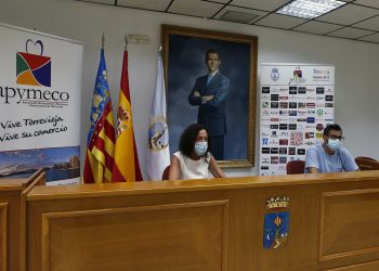 La Concejalía de comercio y APYMECO presentan el concurso «Una foto de verano»