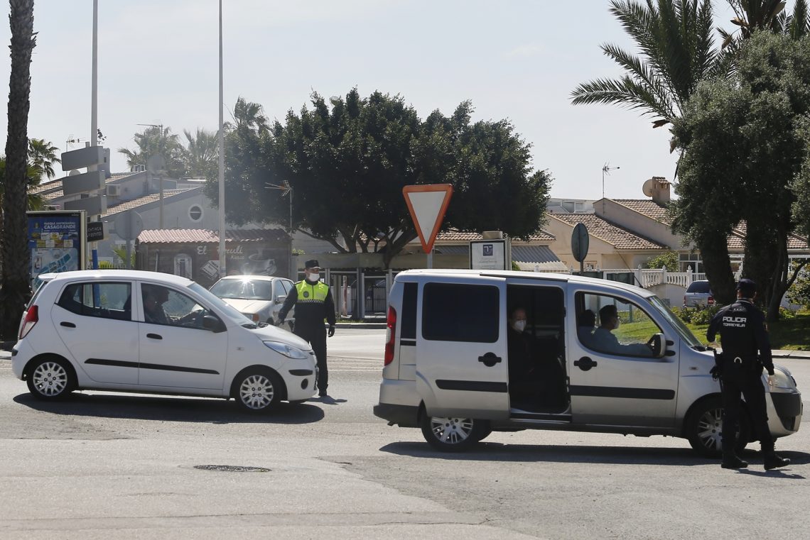 torrevieja-control-policial-abril-2020-2