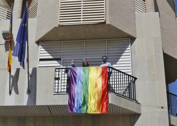 Torrevieja conmemora el Día Internacional del Orgullo LGTBI