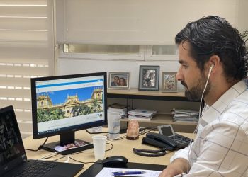 torrevieja-eduardo-dolon-conferencia-mayo-2020