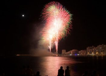 torrevieja-hogueras-de-san-juan-junio-2019