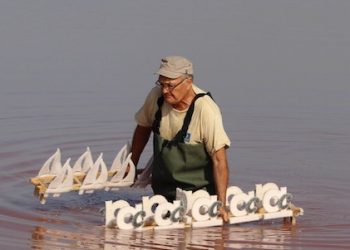 La artesanía salinera torrevejense busca nuevos adeptos