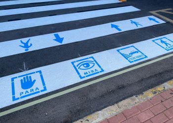 Torrevieja implanta pictogramas en los pasos de peatones para personas con Trastorno del Espectro Autista