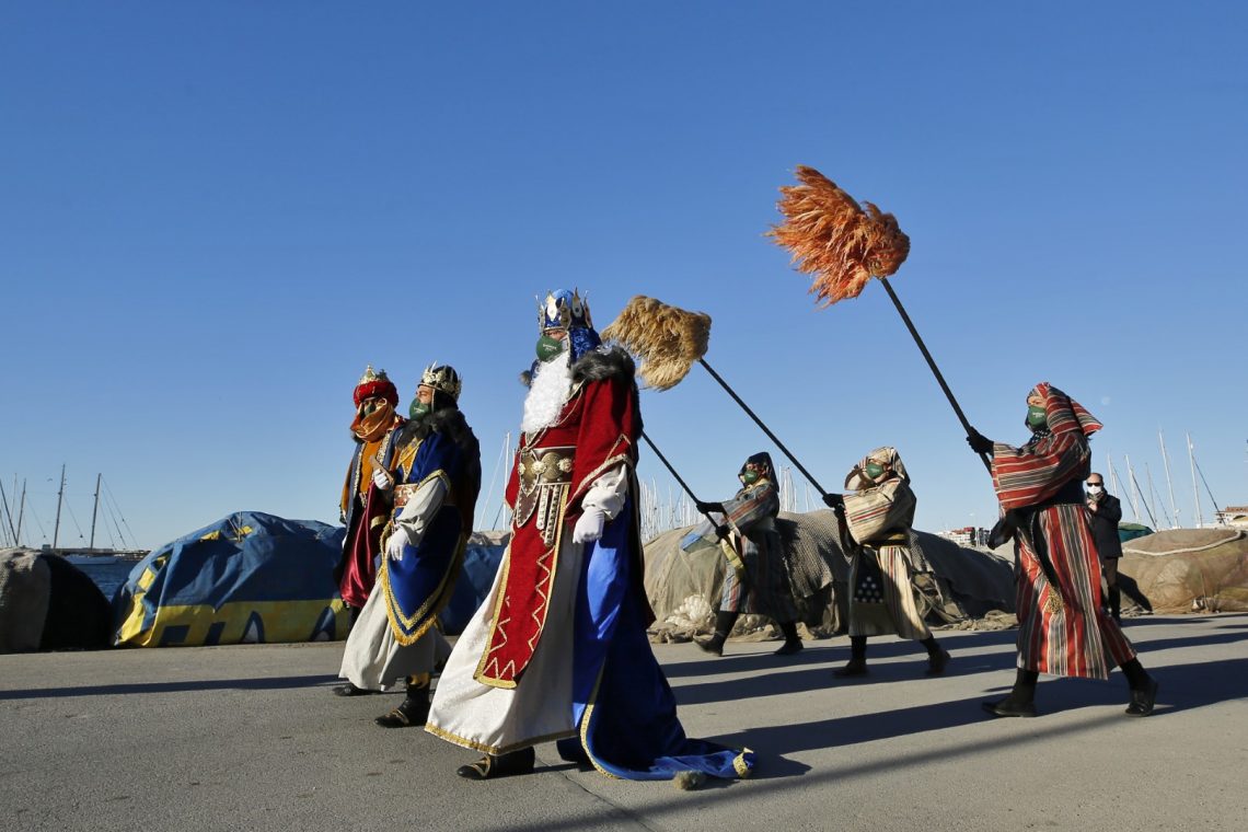 Los Reyes Magos de Oriente llegan a Torrevieja
