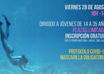 La Concejalía de Juventud de Torrevieja organiza una actividad de snorkel