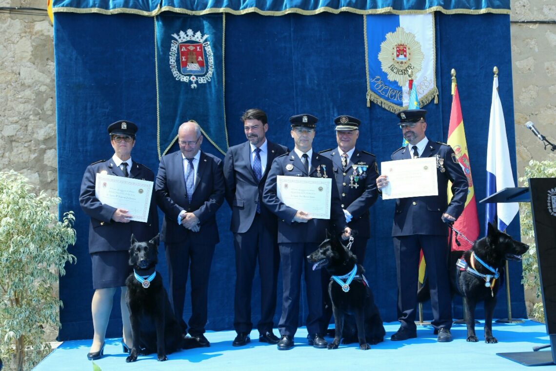 unidad-canina-policia-local-alicante-premio-nacional-proteccion-animales-enero-2019