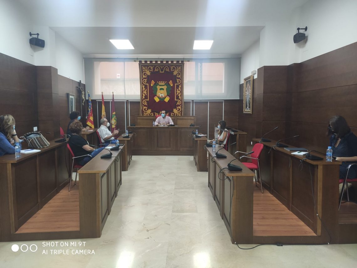 El Ayuntamiento de Callosa actuará contra los propietarios que permitan la sobreocupación de viviendas