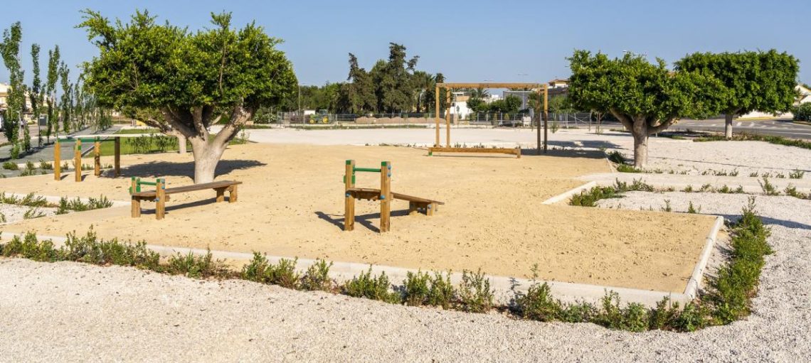 Daya Nueva estrena una zona recreativa a prueba de lluvias