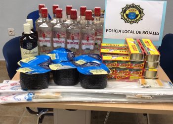 La intuición policial evita un robo en un supermercado de Rojales