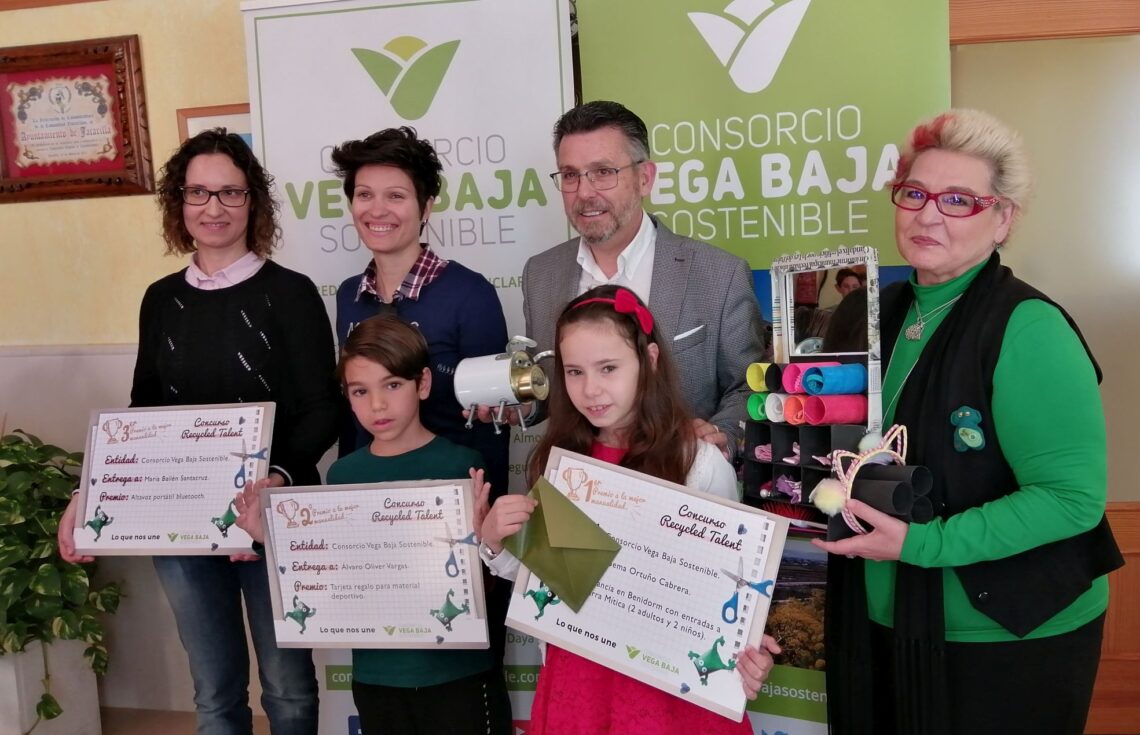 vega-baja-sostenible-entrega-de-premios-escolares-abril-2019