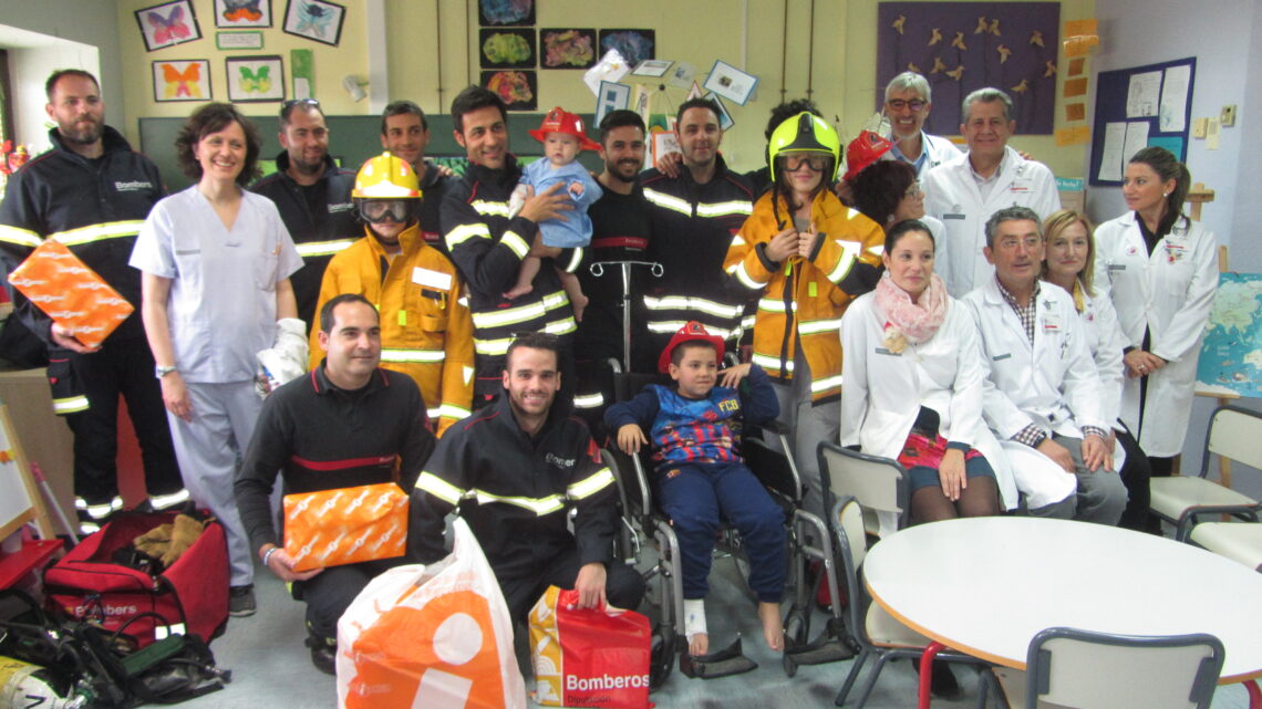 visita-bomberos-hospital-elche-diciembre-2018-2