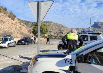 La Policía de Elda levanta 22 actas de sanción por infracciones relacionadas con el confinamiento