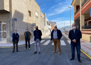 Finalizan las obras de reurbanización del barrio de Casas Baratas en El Mudamiento