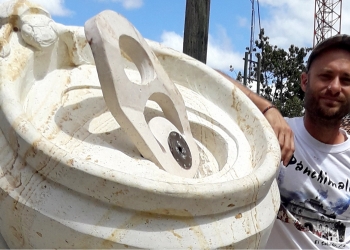 «Los murales de los 90 en Orihuela despertaron mi vocación»