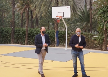 Orihuela ultima la remodelación de las obras del polideportivo del Palmeral