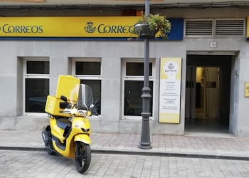 La ciudadanía de Pinoso ya puede pagar los tributos municipales en la oficina de Correos