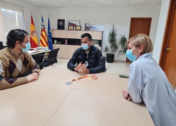 El alcalde recibe a Luis Manuel Corchete, subcampeón de España de 50 kilómetros marcha