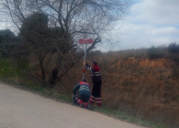 Aspe mejora la señalítica de la red de caminos de las partidas rurales
