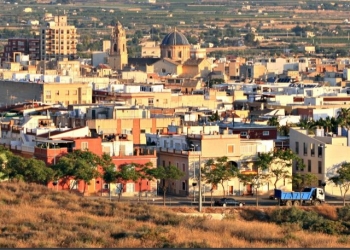 Aspe supera la barrera de 21.000 habitantes