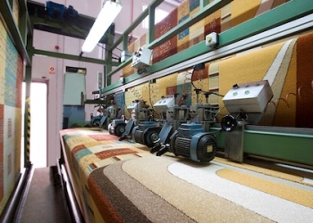 «El sector ha afrontado crisis, evolución de los consumidores y una importante competencia desleal»