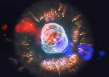 Observan por primera vez un chorro de gas mientras emerge de la estrella central de una nebulosa