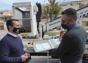 La Nucía invierte 18.000 € en el cambio a LEDS de las farolas de Porvilla