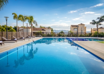 La Nucía amplía su actividad turística con la apertura del primer hotel del municipio