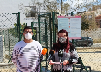 Protección Animal abre un nuevo espacio de esparcimiento canino en el parque del Fossar