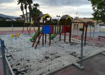 Petrer invierte 72.000€ en modernizar y mejorar los juegos infantiles de cuatro parques públicos