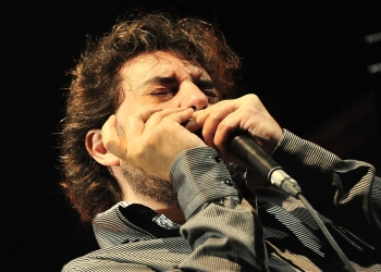 «Aprendí a tocar la armónica casi antes que a hablar»