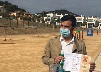 Bigastro inicia una campaña para evitar las heces y el orín de mascotas en las calles