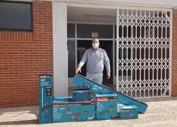 El Ayuntamiento de Monforte dota de nuevo equipamiento de jardinería a sus instalaciones deportivas