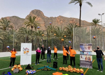 Clequali realiza una nueva entrega de material deportivo a la Concejalía de Deportes de Orihuela