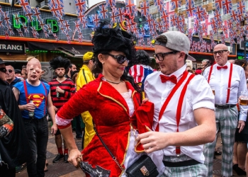 El Brexit y las vacunas disparan el empadronamiento de británicos en la provincia