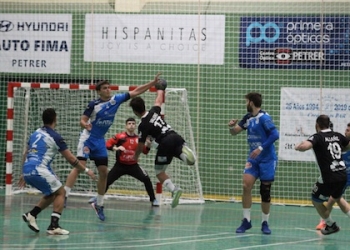 El Torrevieja Salud deja escapar la victoria en Petrer