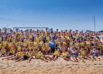 El Rayito Salinero jugará en la primera división del balonmano playa