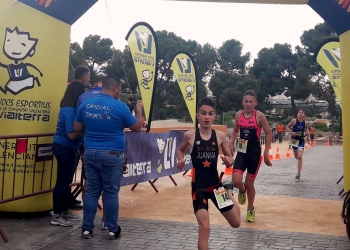 Las instalaciones municipales acogen el III Acuatlón Villa de Aspe – Mármoles Formas