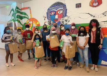 Más de un centenar de menores se benefician del programa de ‘Fem Escola Elx’