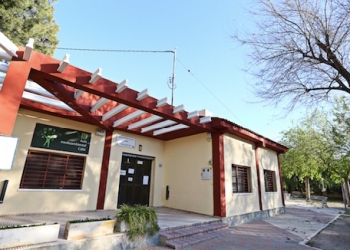 El Ayuntamiento se reúne con la Asociación de Vecinos de Caliú para conocer sus inquietudes